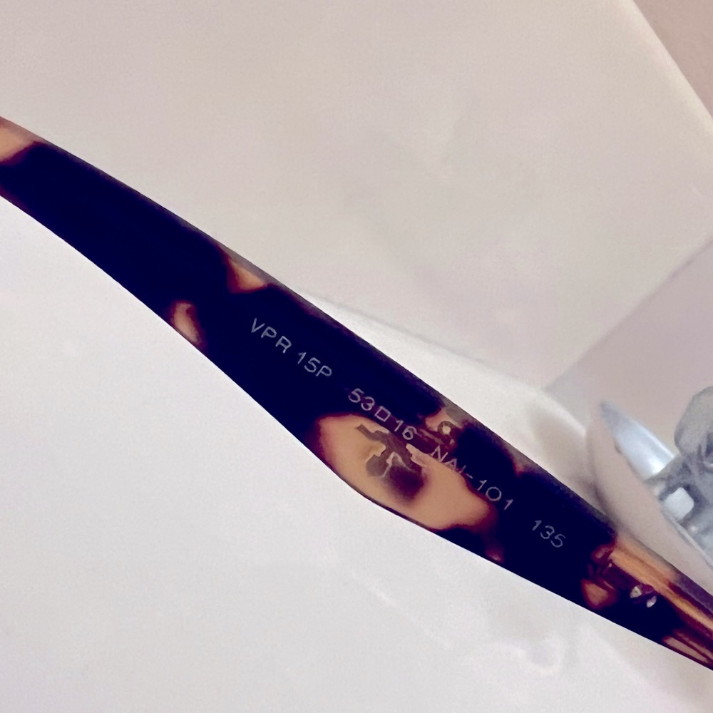 Prada cat eye glasses - Picture 4 of 4